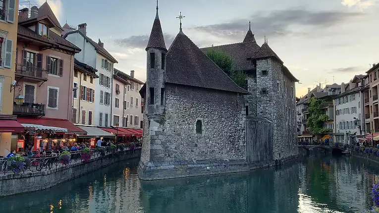 Ruta en autocaravana per Annecy, França, en un cap de setmana